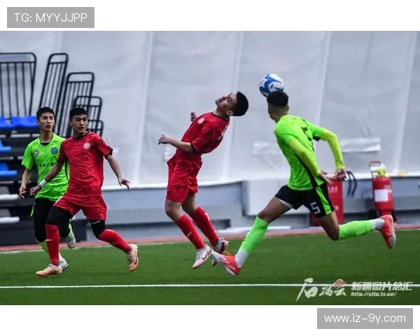 新疆足球逆袭河南全取三分 高效进攻助力胜利